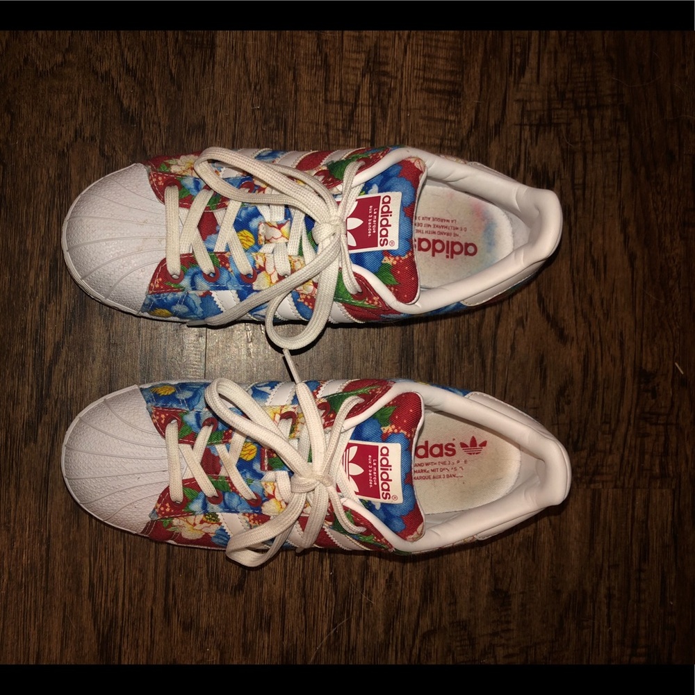 Floral Adidas, BEST OFFER